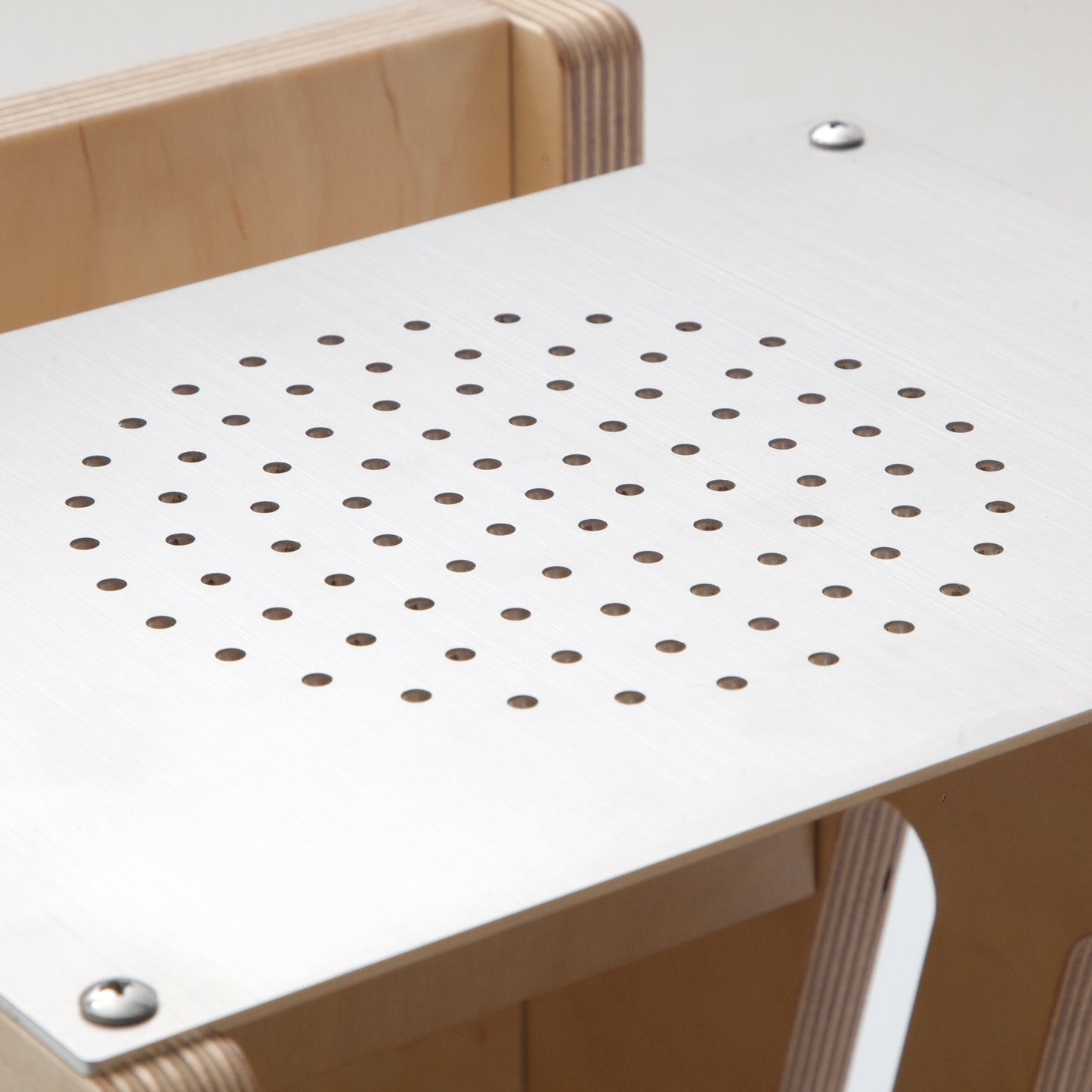 "zed" MULTI-PURPOSE FURNITURE
